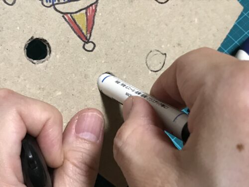 ペン先を入れて丸くする