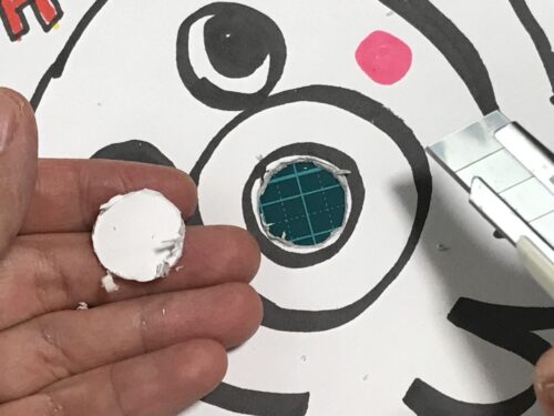 丸く切り取りました。