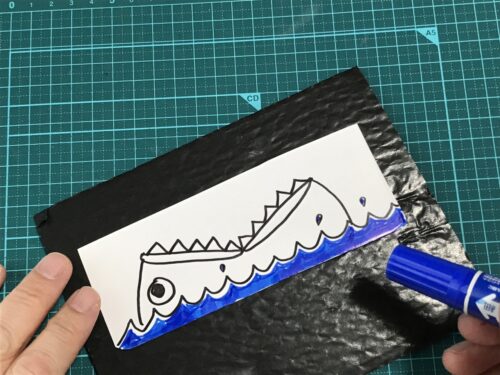 波に色を塗る
